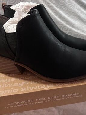 Dr. Scholl's Black Slip-On Ankle Booties with Brown Stacked Heel